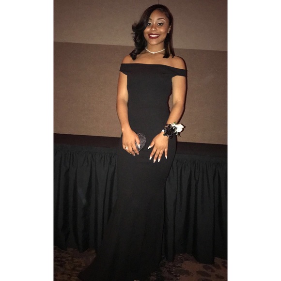 Prom Dress - Picture 3 of 4